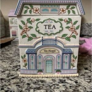 Lenox Pastel Floral Tea House